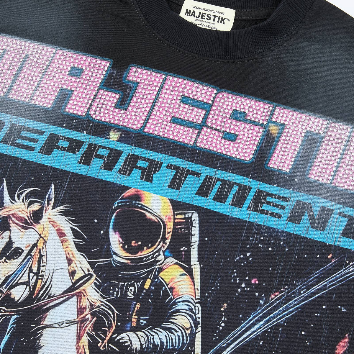 MAJESTIK Astronaut Horse Graphic T-Shirt ¡ª detail